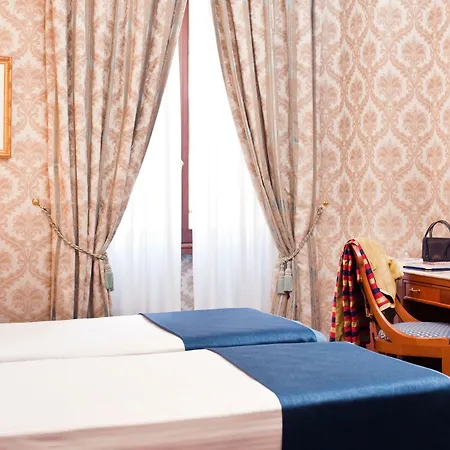 Отель Barberini 4*
