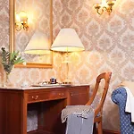 מלון Barberini 4*
